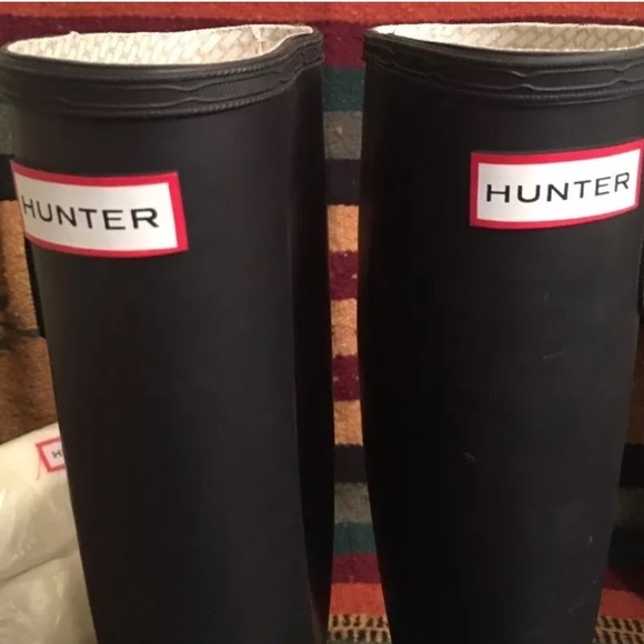 HUNTER Black Waterproof Equestrian Horse Barn Rain Boot Free